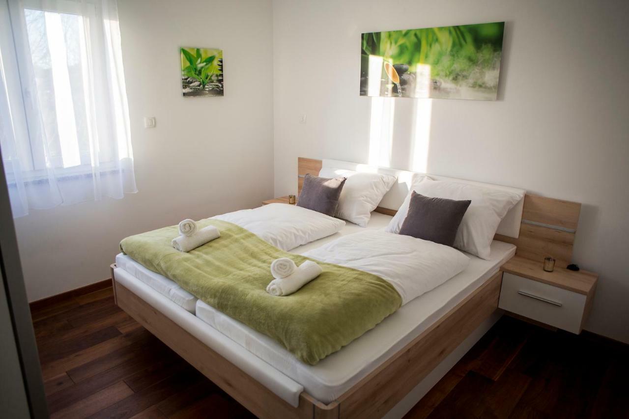 Apartment'S Tea & Nevio Split Bagian luar foto