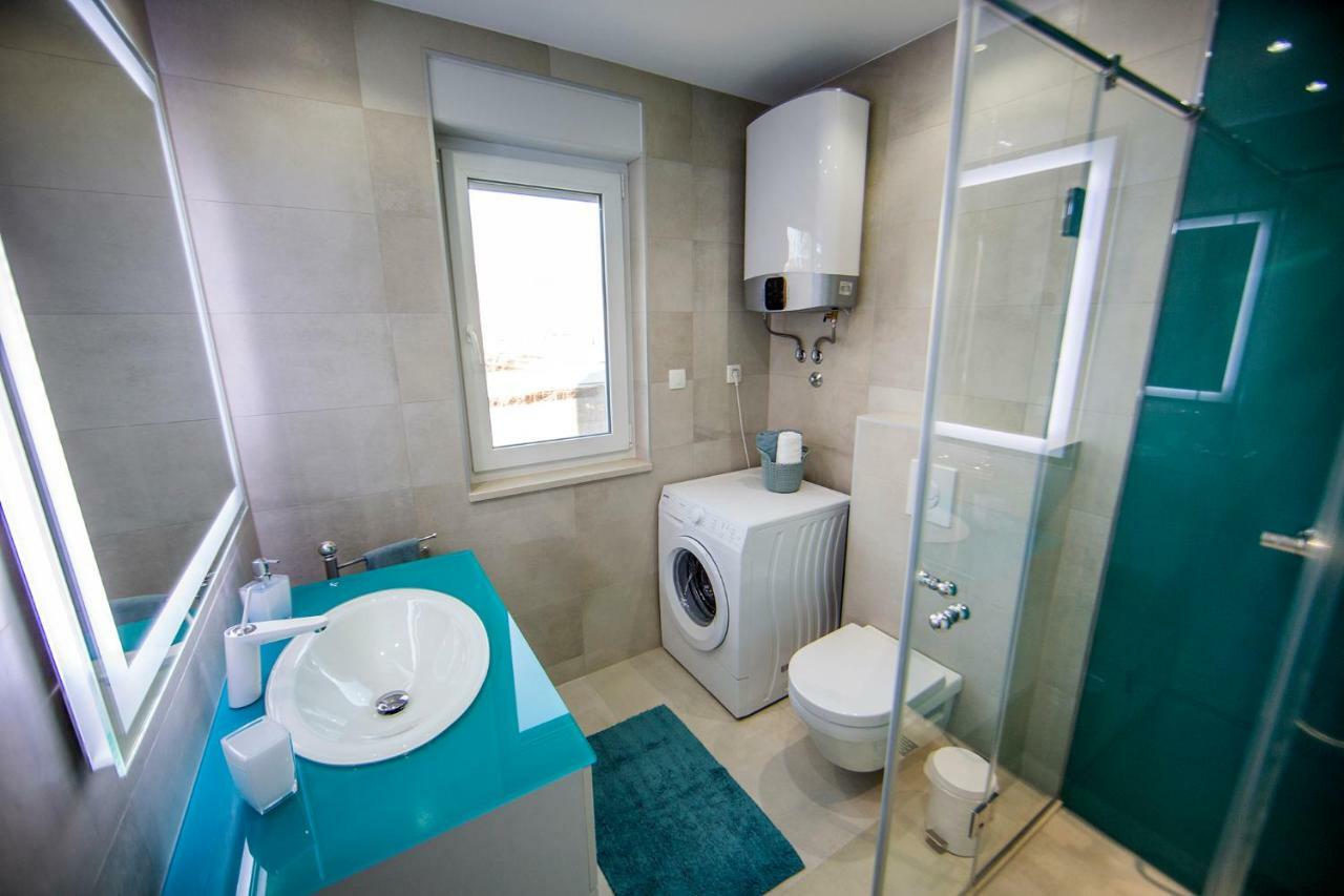 Apartment'S Tea & Nevio Split Bagian luar foto