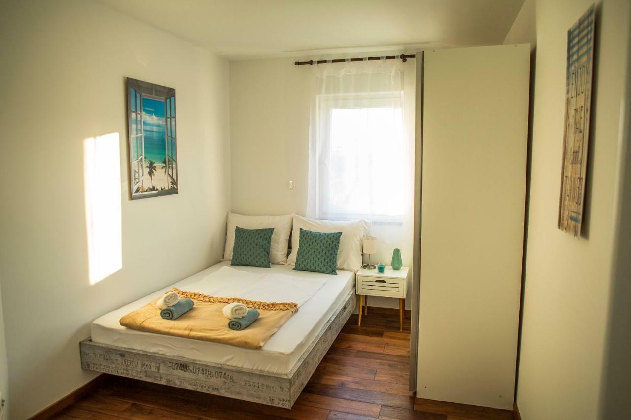 Apartment'S Tea & Nevio Split Bagian luar foto