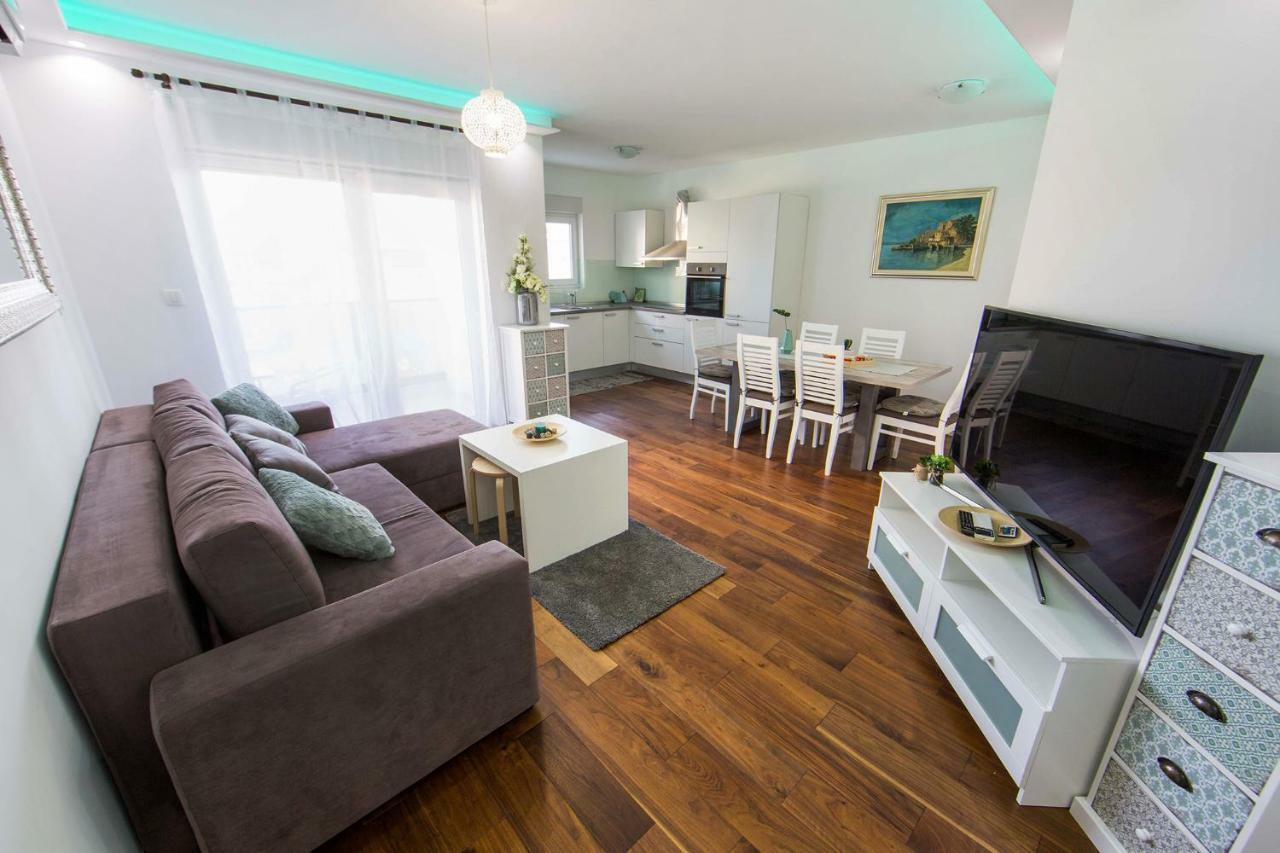 Apartment'S Tea & Nevio Split Bagian luar foto