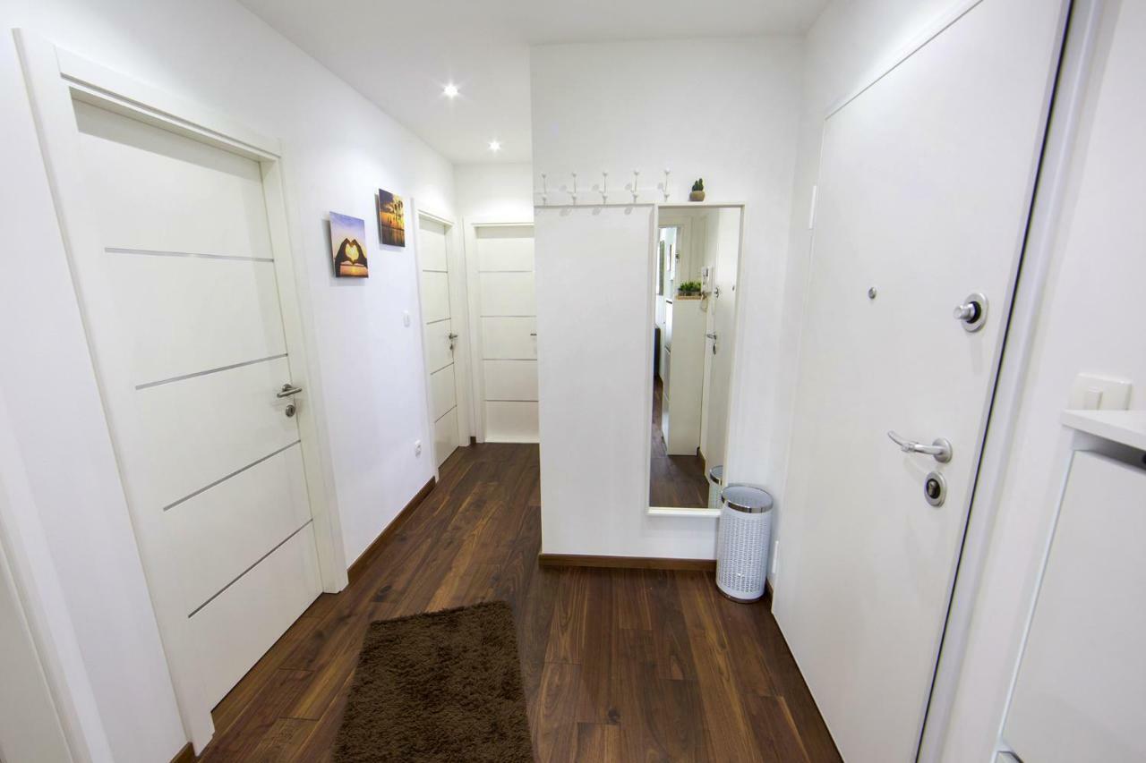 Apartment'S Tea & Nevio Split Bagian luar foto
